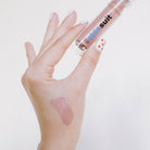 Lip gloss for hydration
